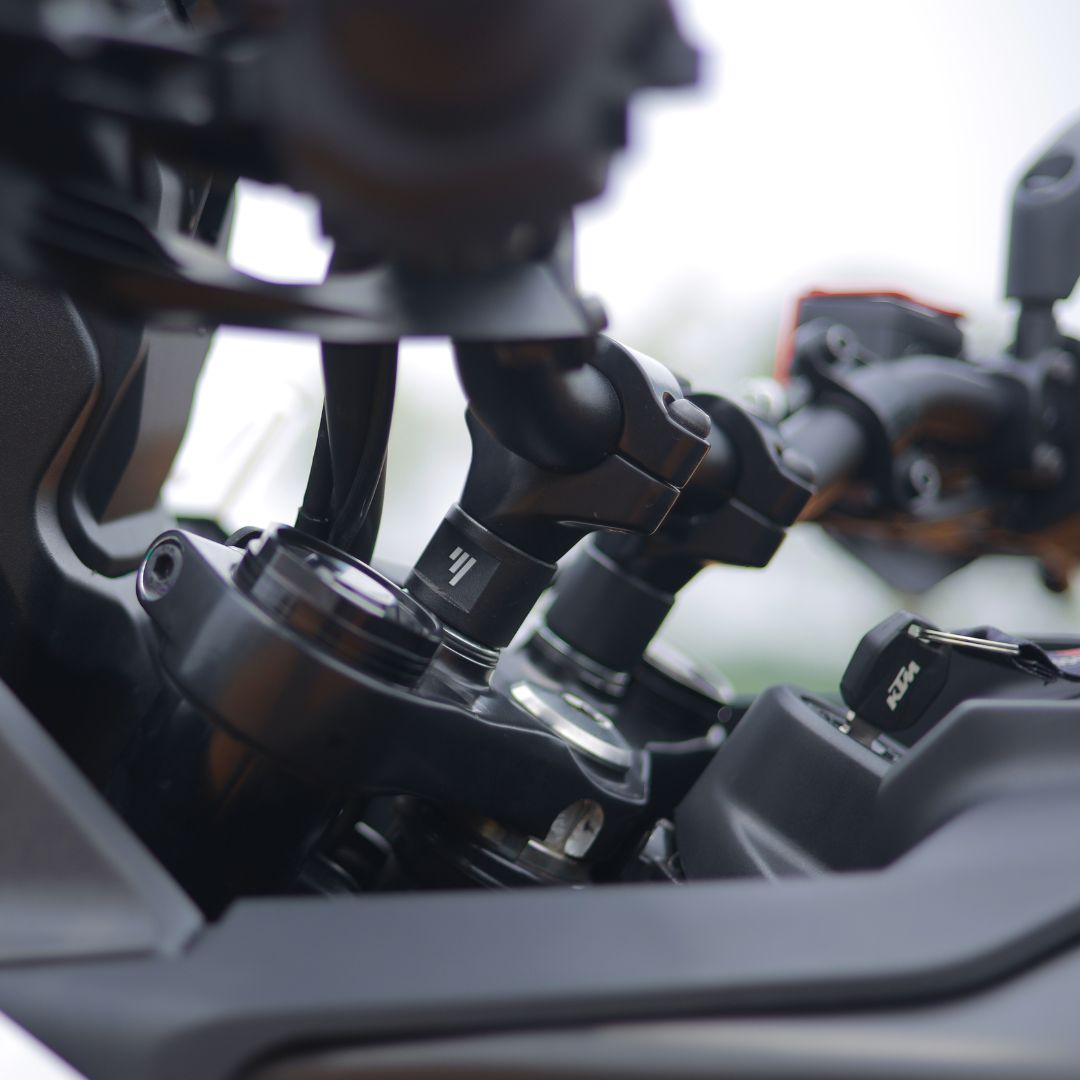 2025 adv 250/390 handle bar extender