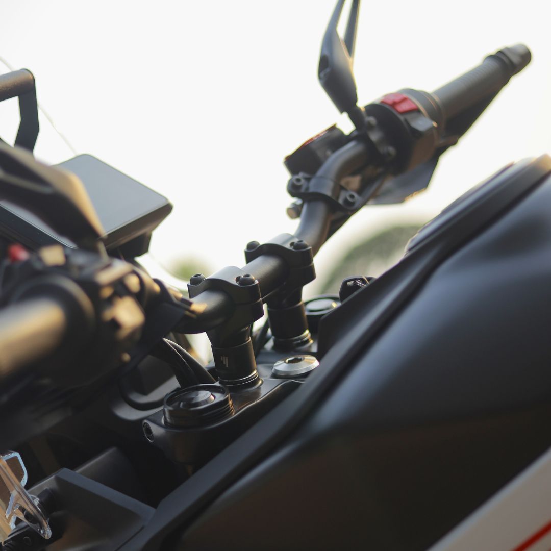 2025 adv 250/390 handle bar riser