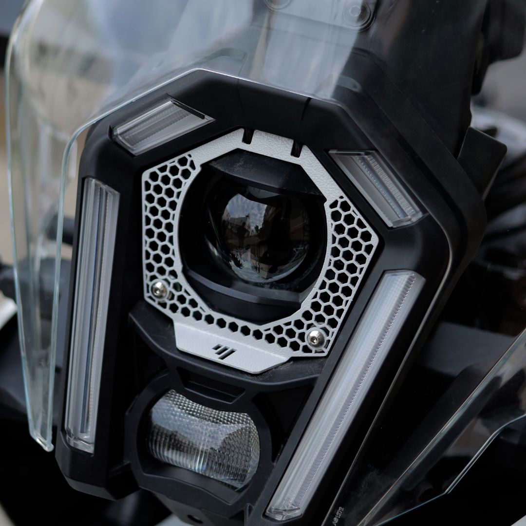 2025 adv 250/390 headlight guard silver