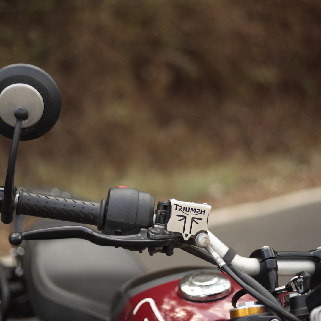 TRIUMPH SPEED 400 FRONT DISC OIL CAP SS