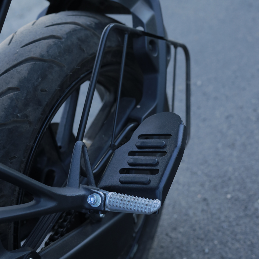 YAMAHA R15-V4 LADIES FOOTREST(PAIR)