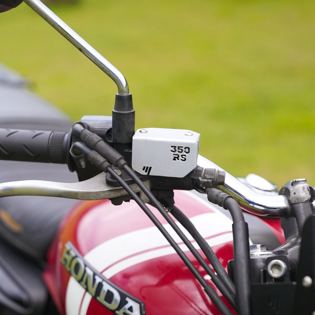 CB350 RS Front disc oil cap
