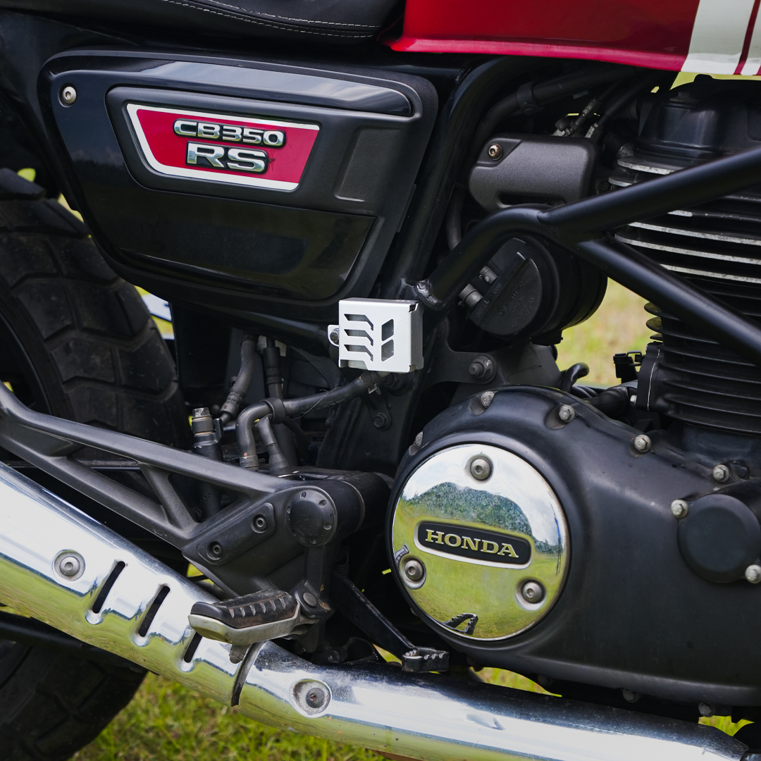 CB350 RS rear disc oil cap