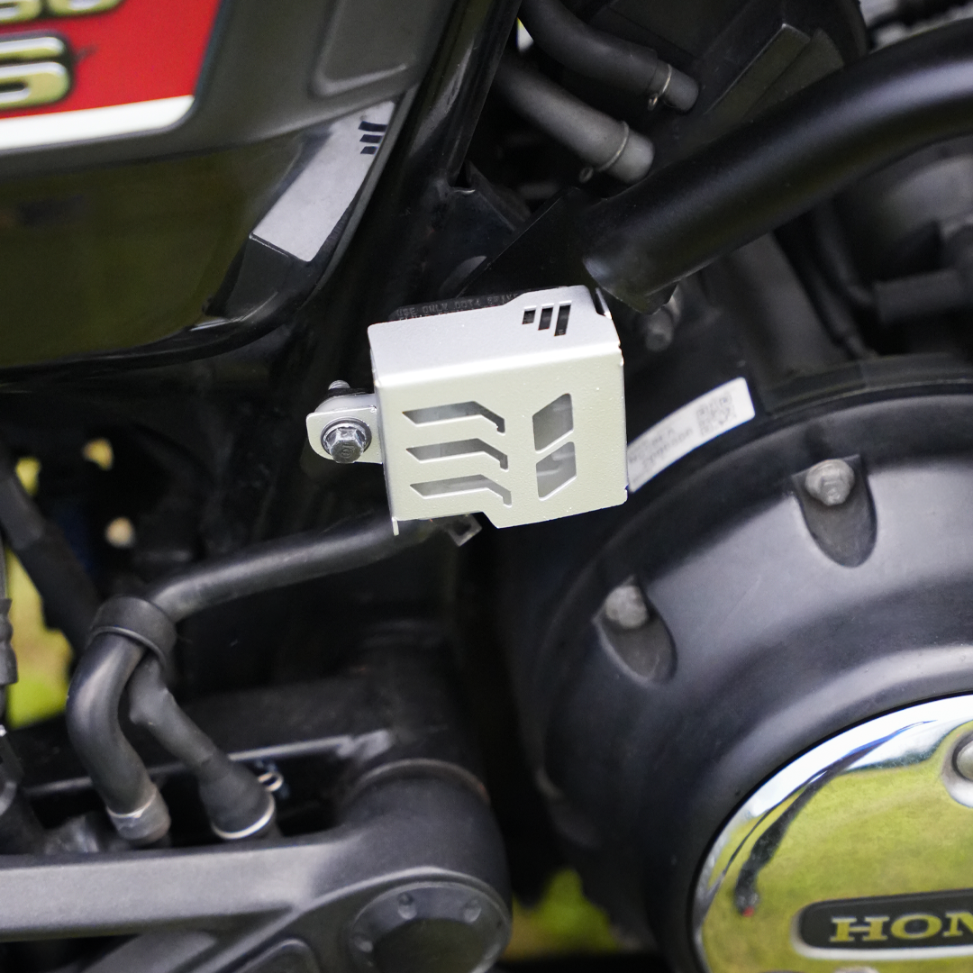 CB350 RS rear disc oil cap