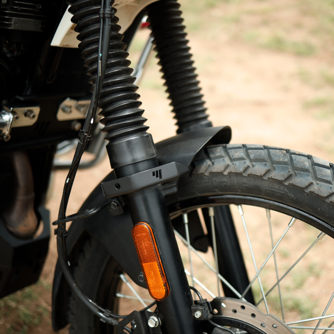 XPULSE210 FOG LIGHT MOUNT