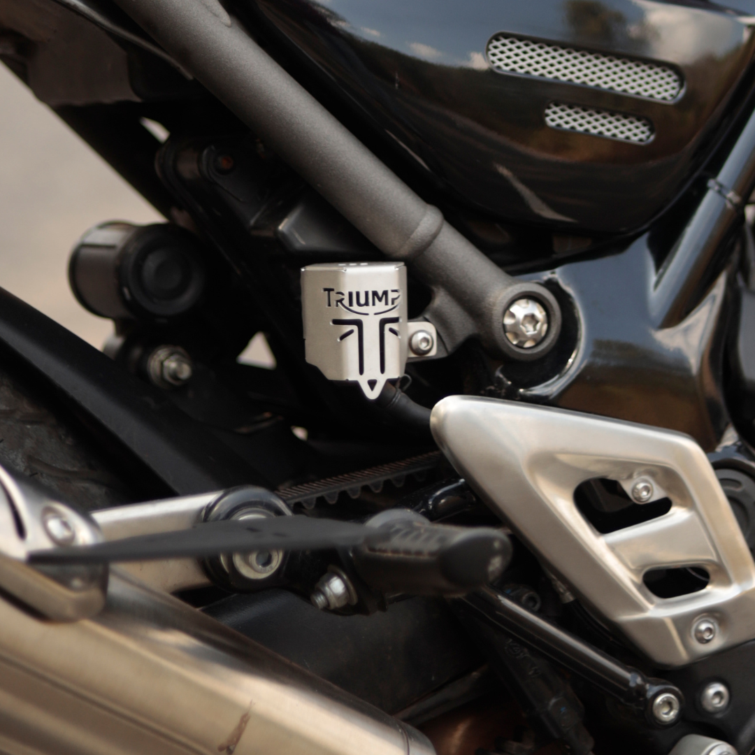 TRIUMPH SPEED 400 REAR DISC OIL CAP (SS)