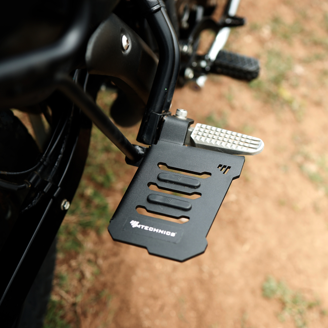 XPULSE 210 PILLION FOOTREST