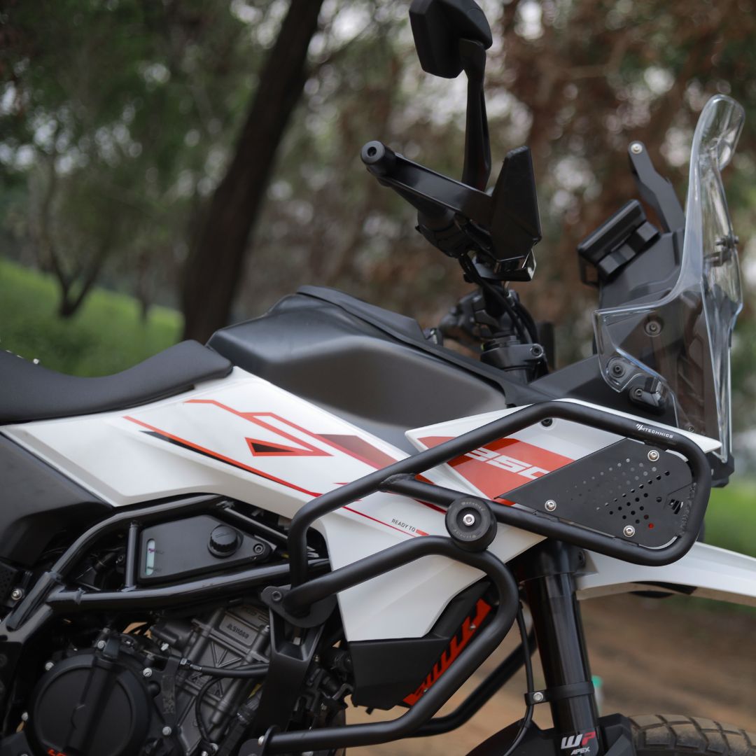 2025 ADV 390 CRASH GUARD BLACK 