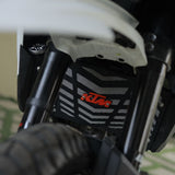 2025 adv 250/390 radiator cover black 