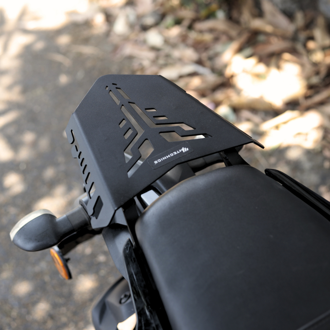 MT 15 LUGGAGE CARRIER Version 2