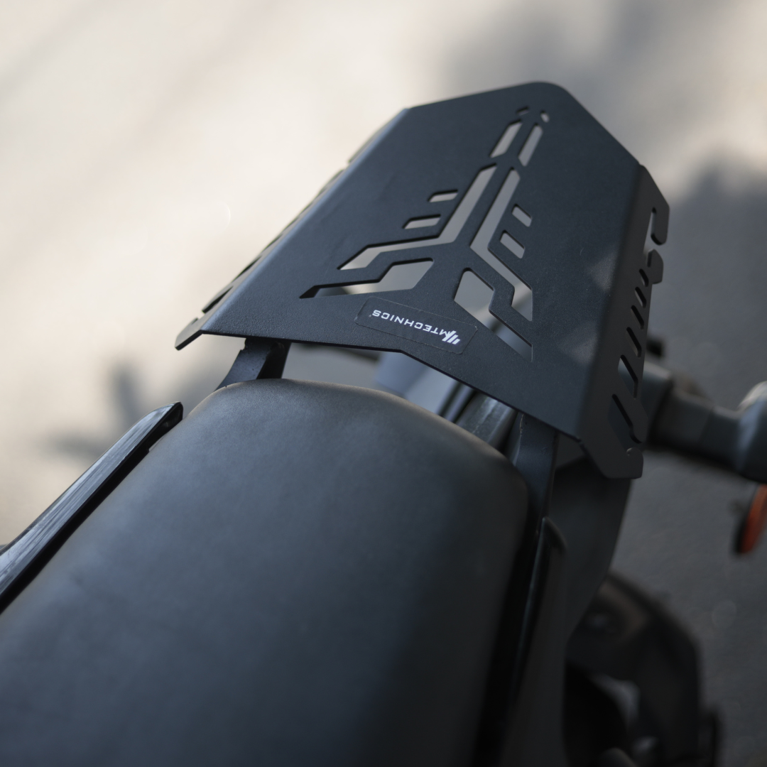 MT 15 LUGGAGE CARRIER Version 2