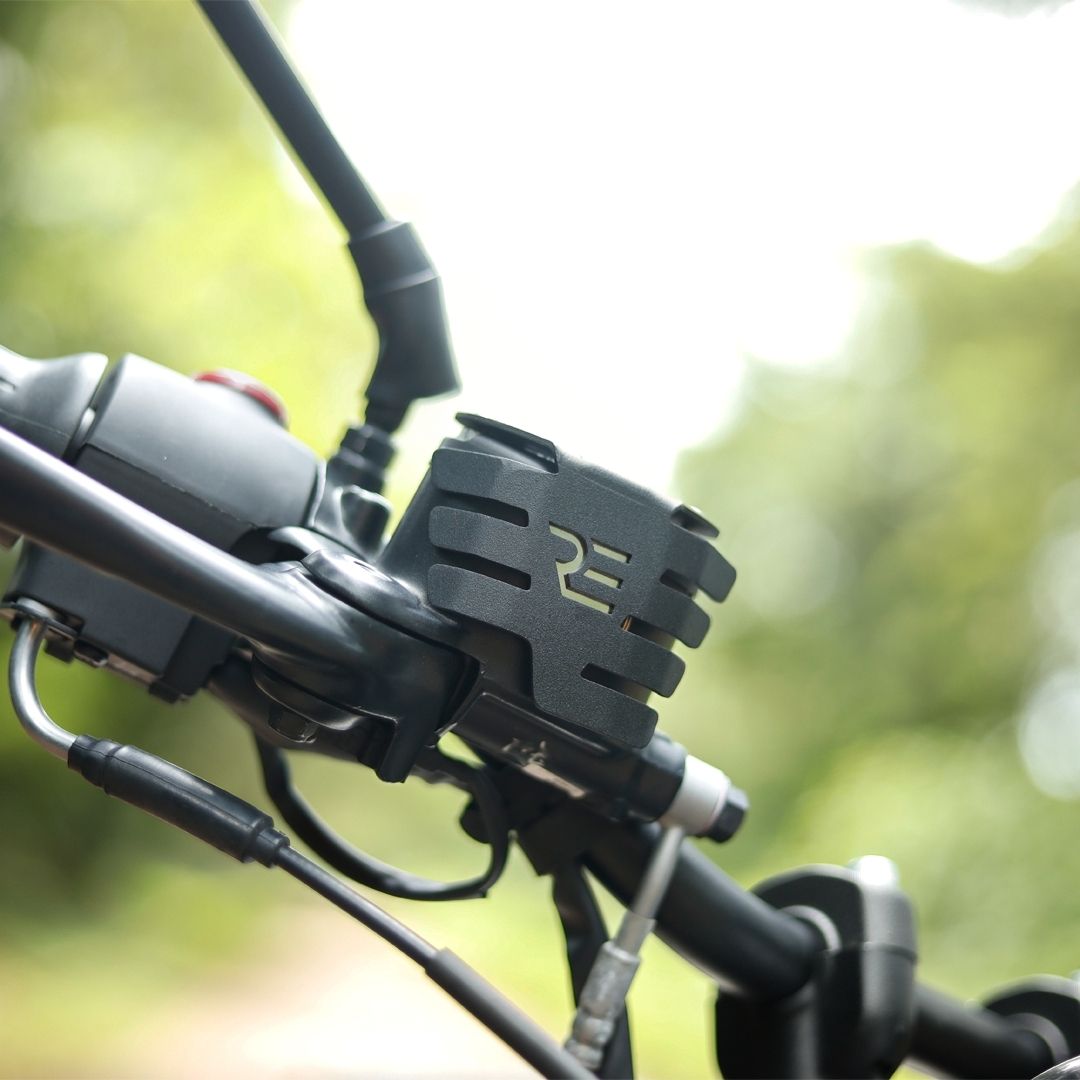 hunter 350 brake fluid cap